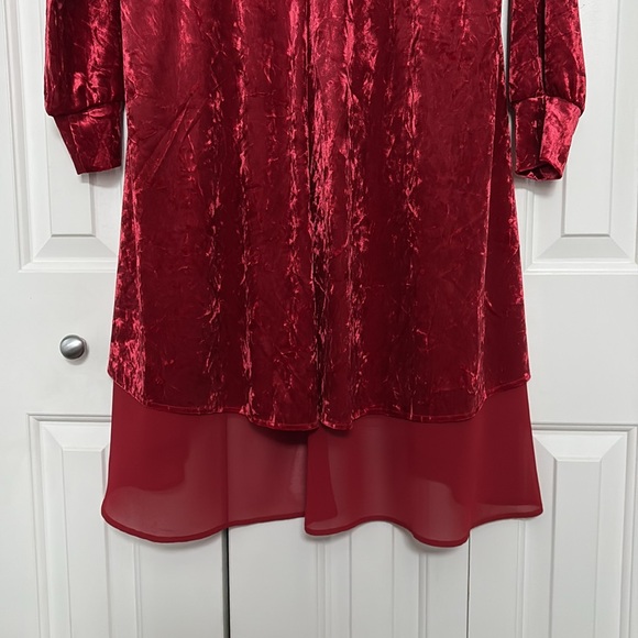 NWOT - Torrid chiffon velvet duster. Size M/L (10). Torrid size 00. - Picture 9 of 12